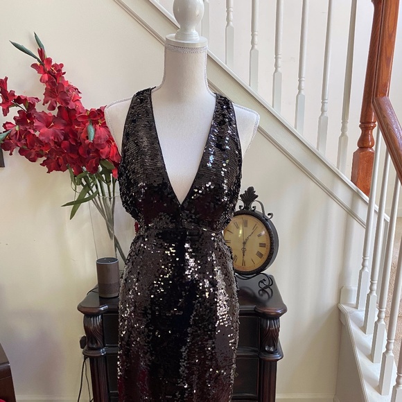 FAME PARTNERS BLACK  SEQUIN DRESS - Picture 1 of 5